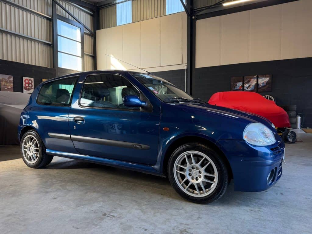 Clio_2_rs_321_12