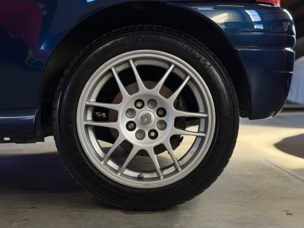 Clio_2_rs_321_16