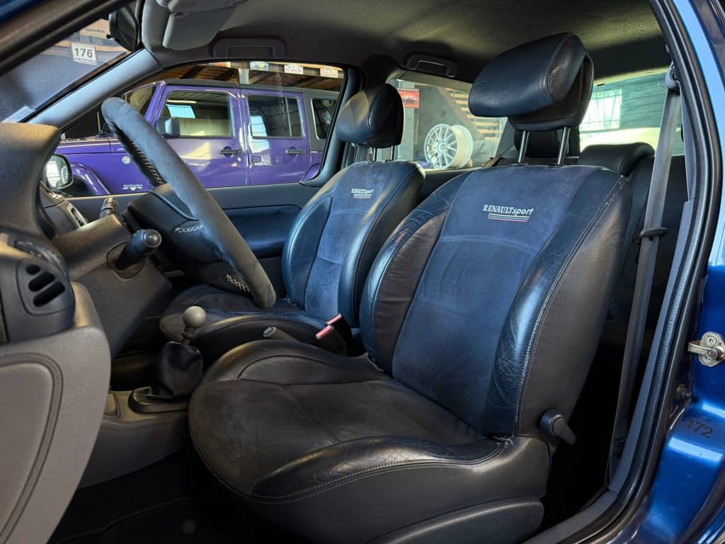 Clio_2_rs_321_29