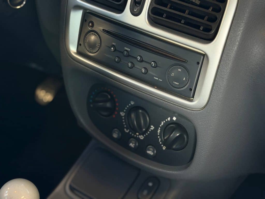 Clio_2_rs_321_35