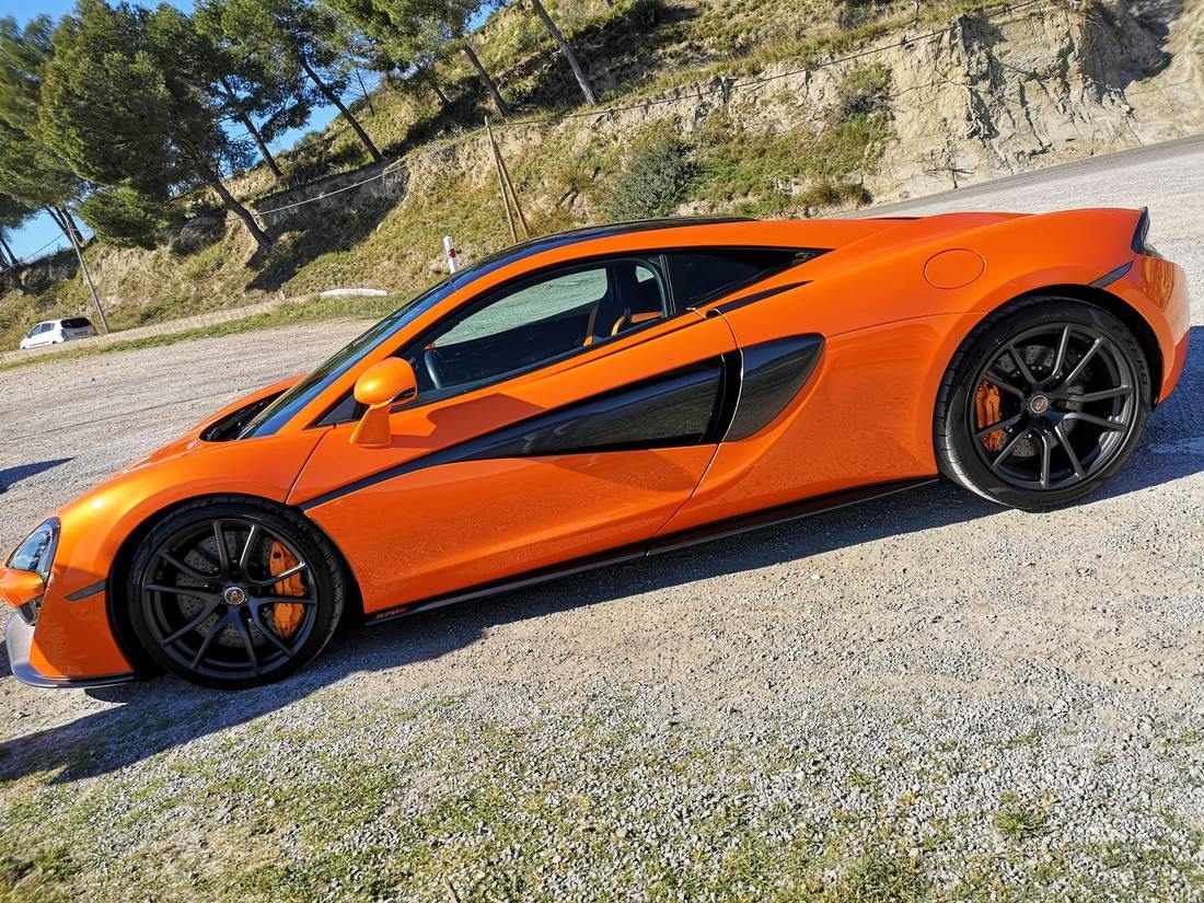 Voiture Miniature 1/43 McLaren 570S Coupé Bleue - Modèle Altaya - Neuf En Boîte