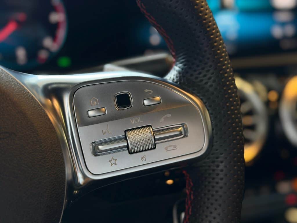 Mercedes_Cla200_315_25