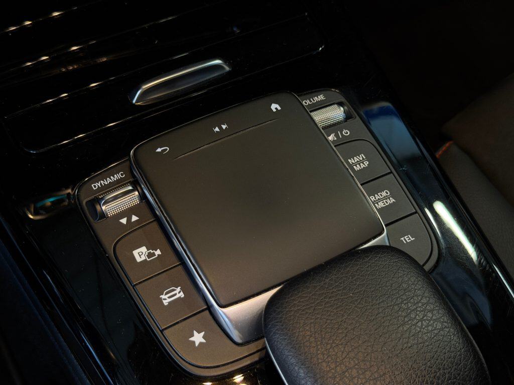 Mercedes_Cla200_315_41