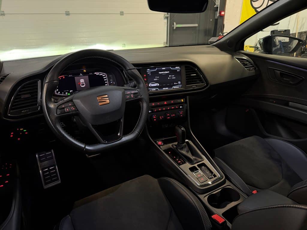 Seat_Leon_Cupra_5F_316 _26