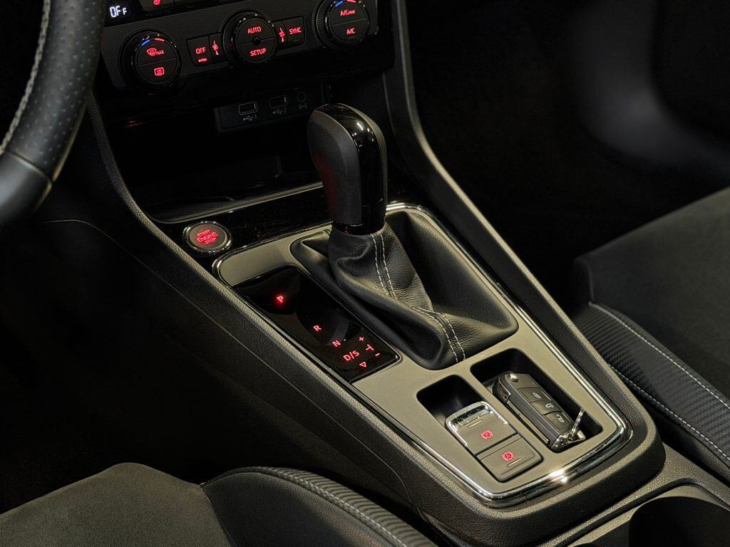 Seat_Leon_Cupra_5F_316 _27